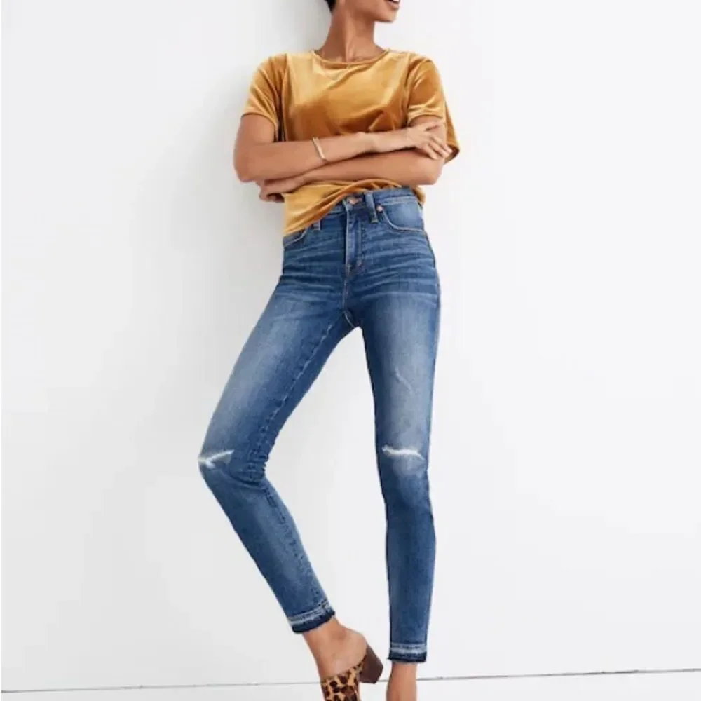 Madewell Women's size 24 High Rise 9”Skinny Distressed Jeans